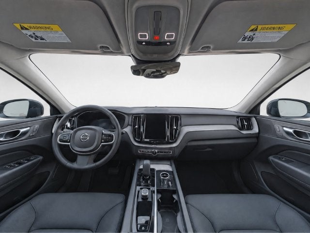 2025 Volvo XC60 Plus