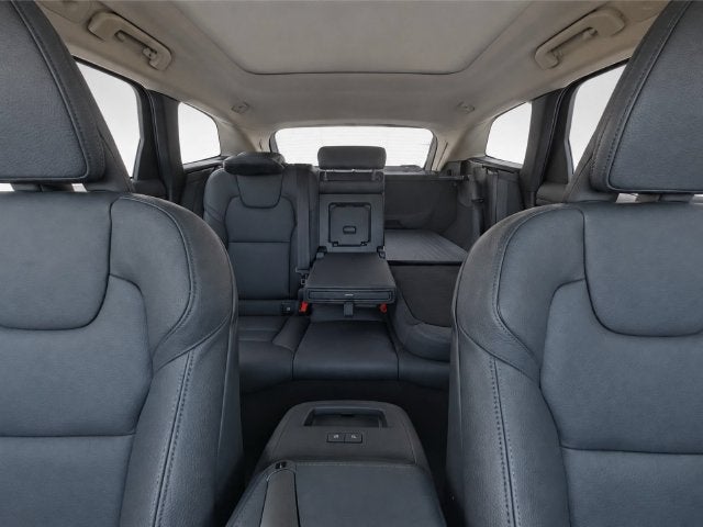 2025 Volvo XC60 Plus