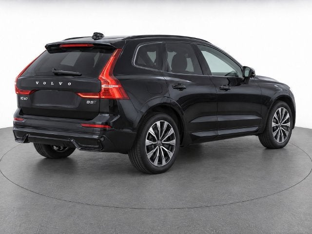 2025 Volvo XC60 Plus