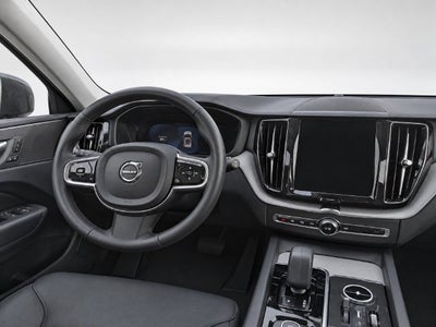 2025 Volvo XC60 Plus